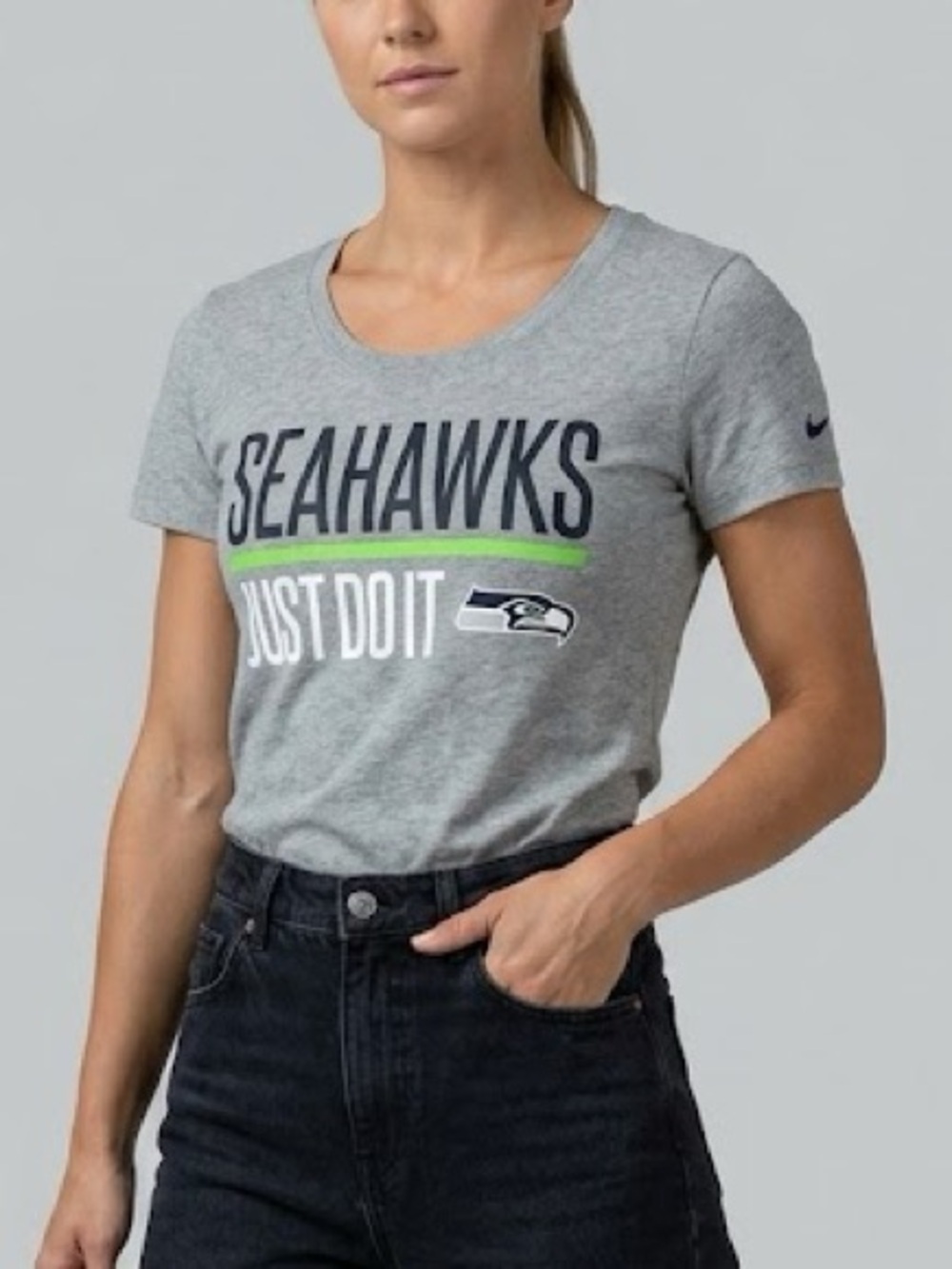 Nike Women’s Seattle Seahawks Just Do It T-Shirt In Heather Grey, Size Small